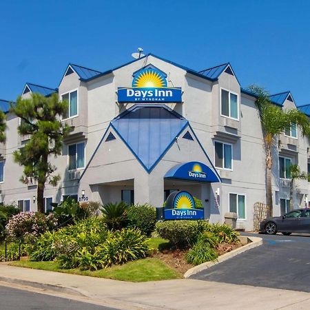 Days Inn By Wyndham קארסלבד מראה חיצוני תמונה