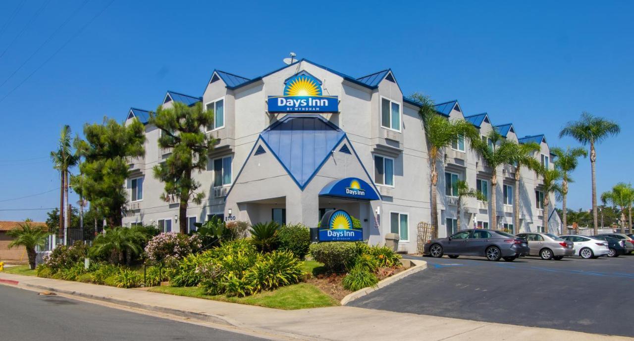 Days Inn By Wyndham קארסלבד מראה חיצוני תמונה