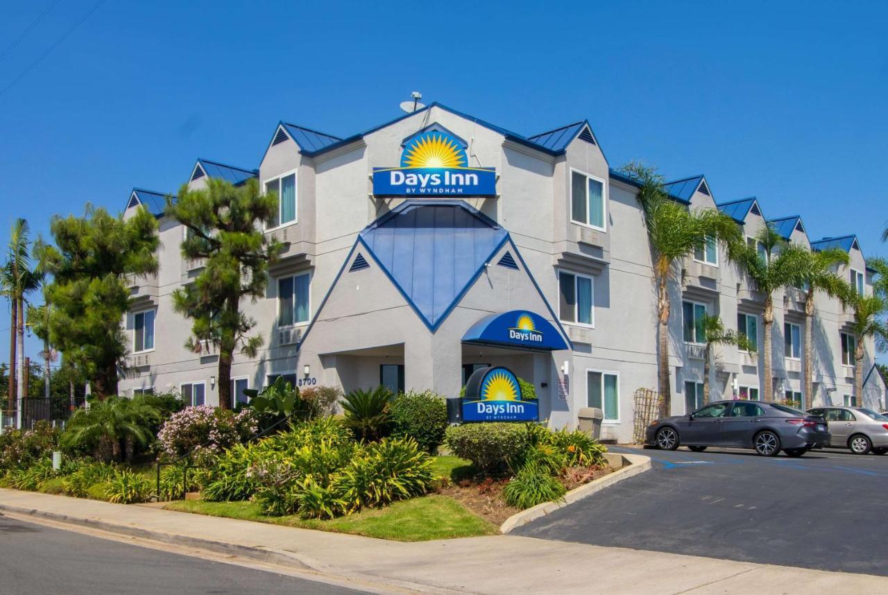 Days Inn By Wyndham קארסלבד מראה חיצוני תמונה