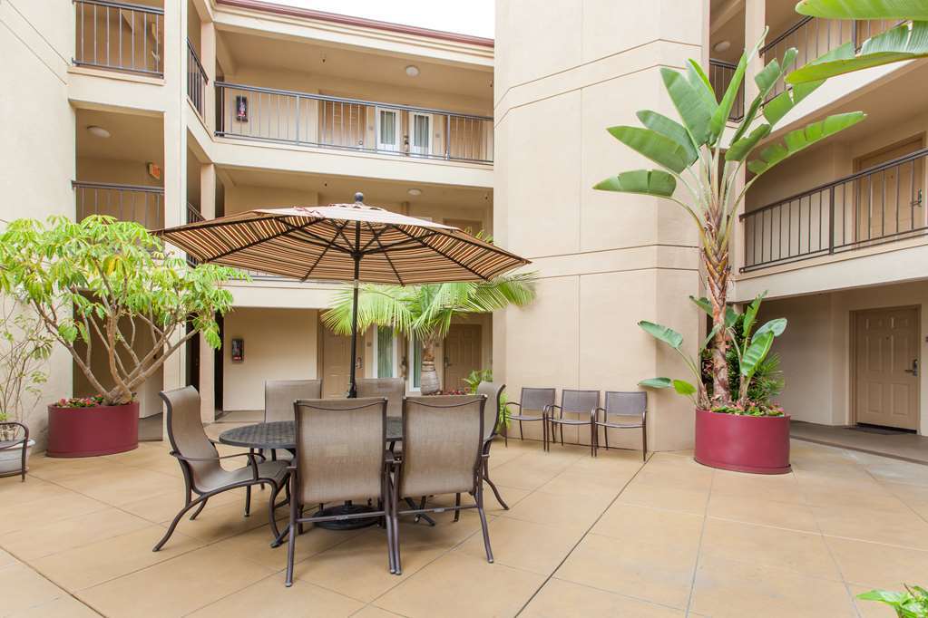 Days Inn By Wyndham קארסלבד מתקנים תמונה
