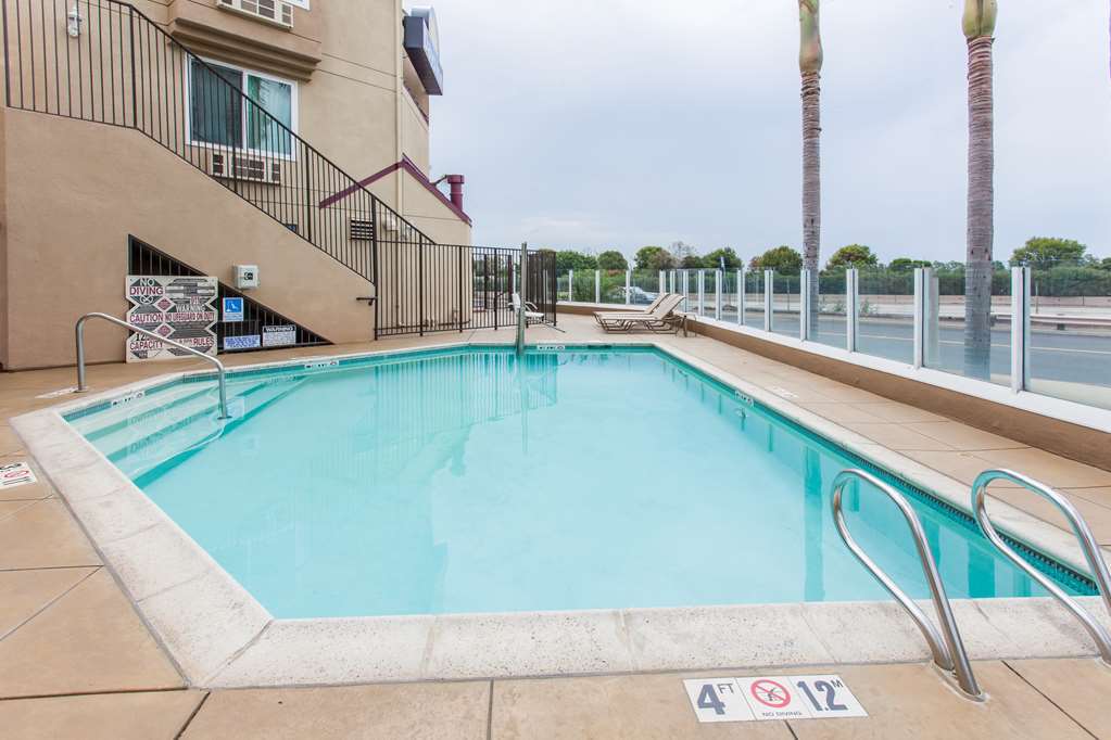 Days Inn By Wyndham קארסלבד מתקנים תמונה